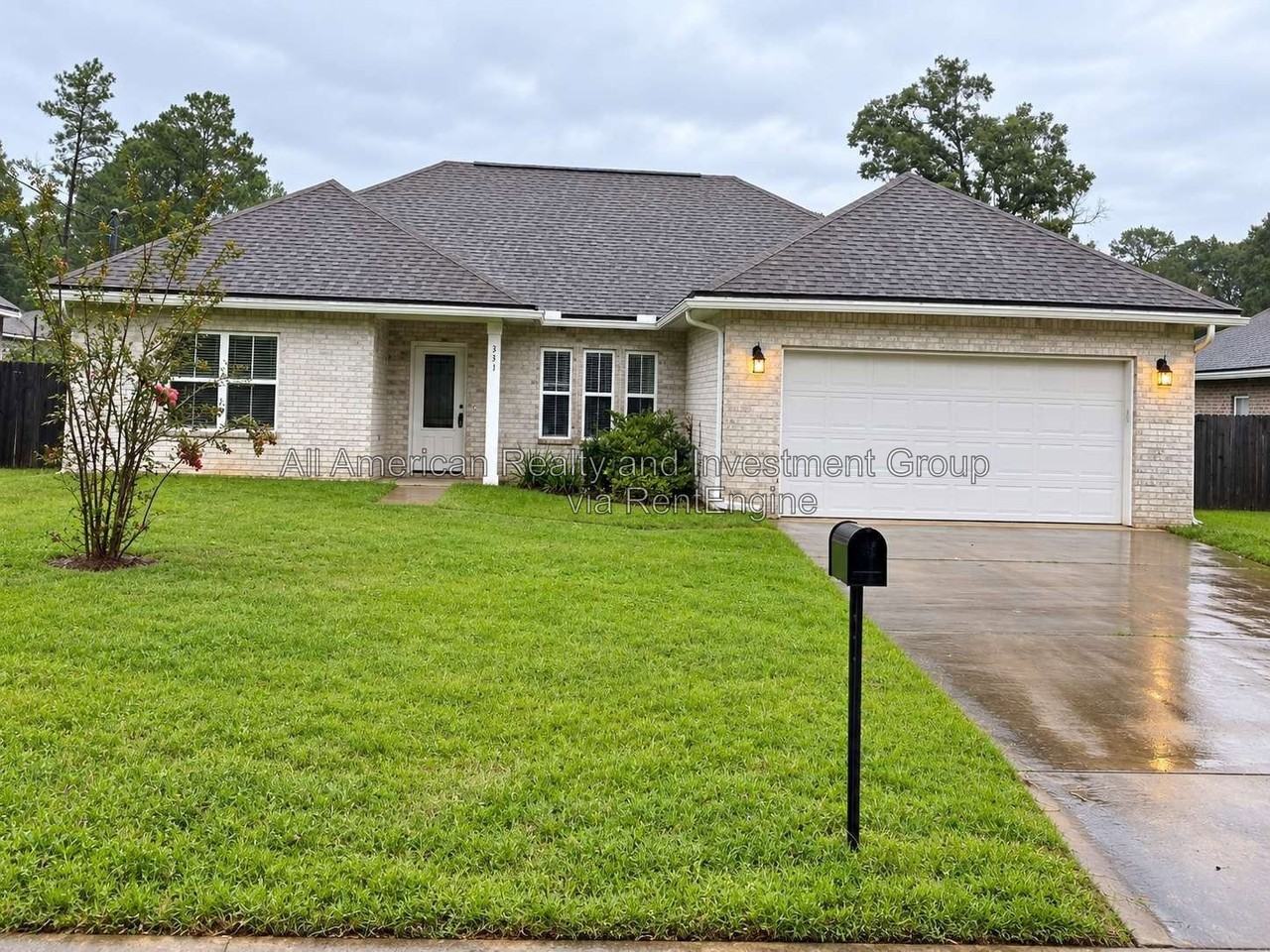 331 Adams Dr
