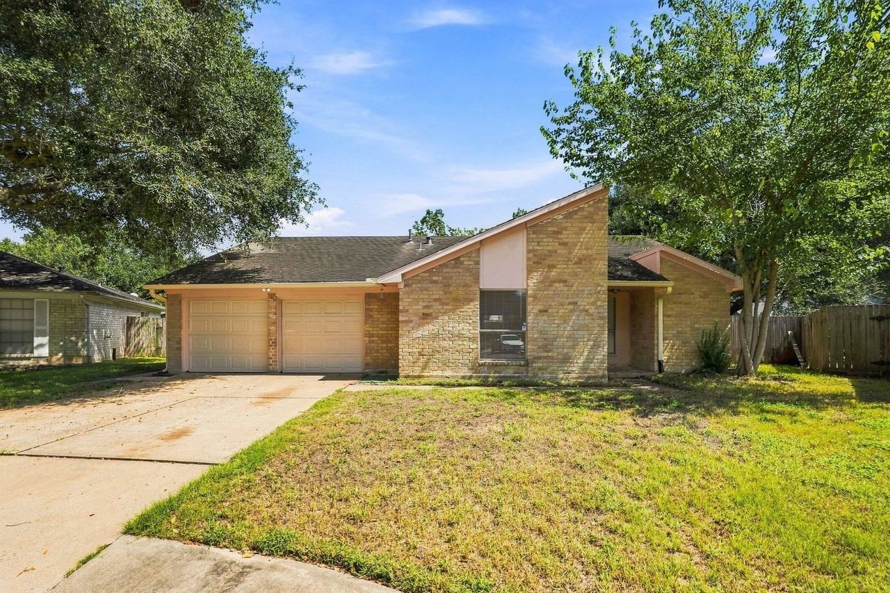 703 Conestoga Cir