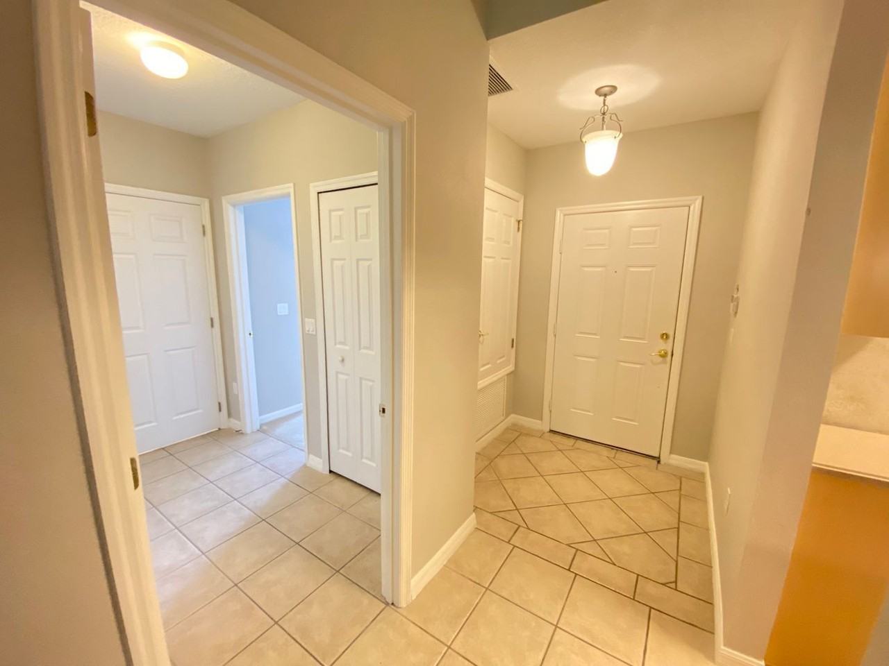 9416 Myrtle Creek Ln #703 - Photo 4 of 36