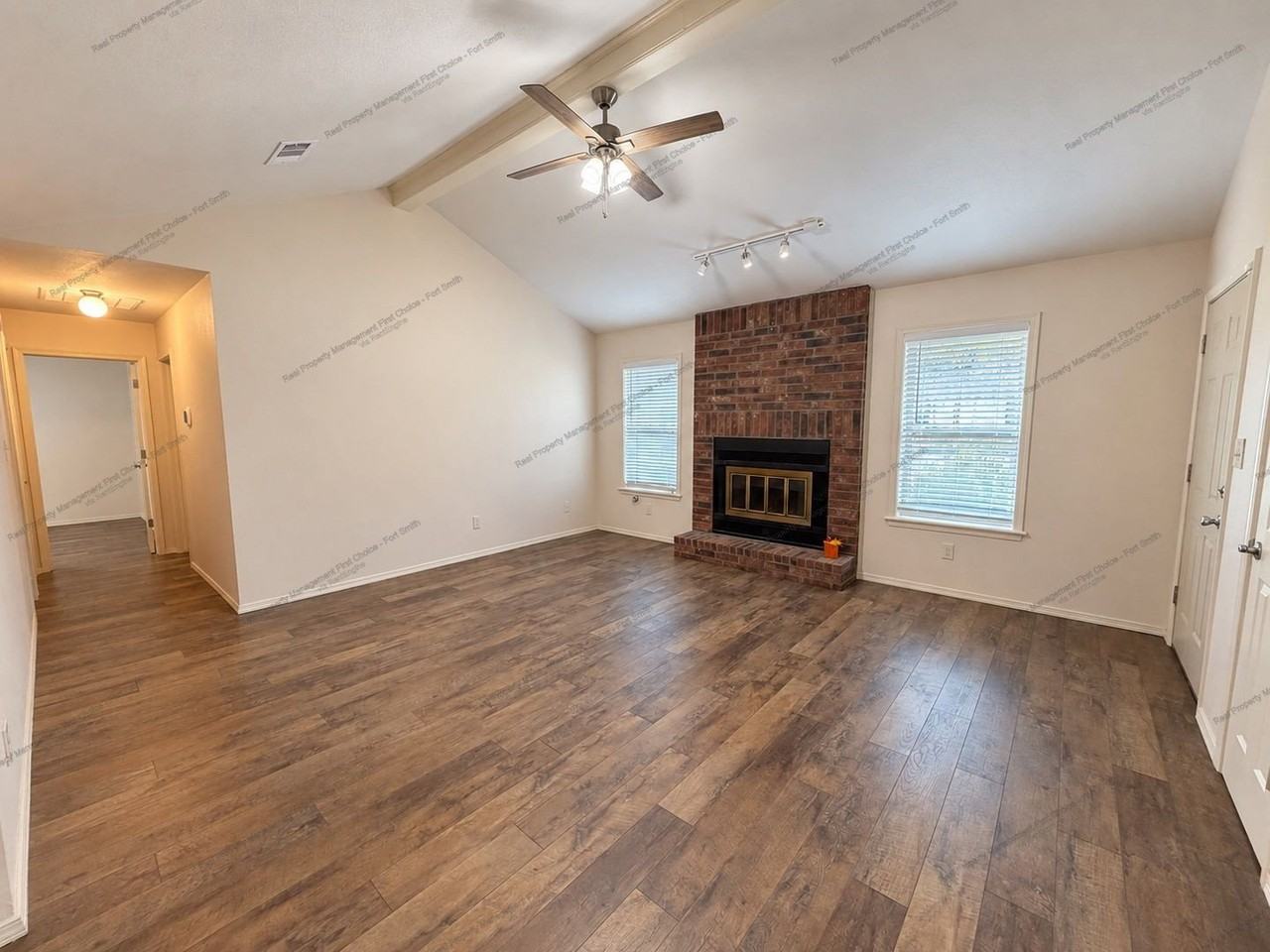 1707 Brooken Hill Dr - Photo 3 of 24