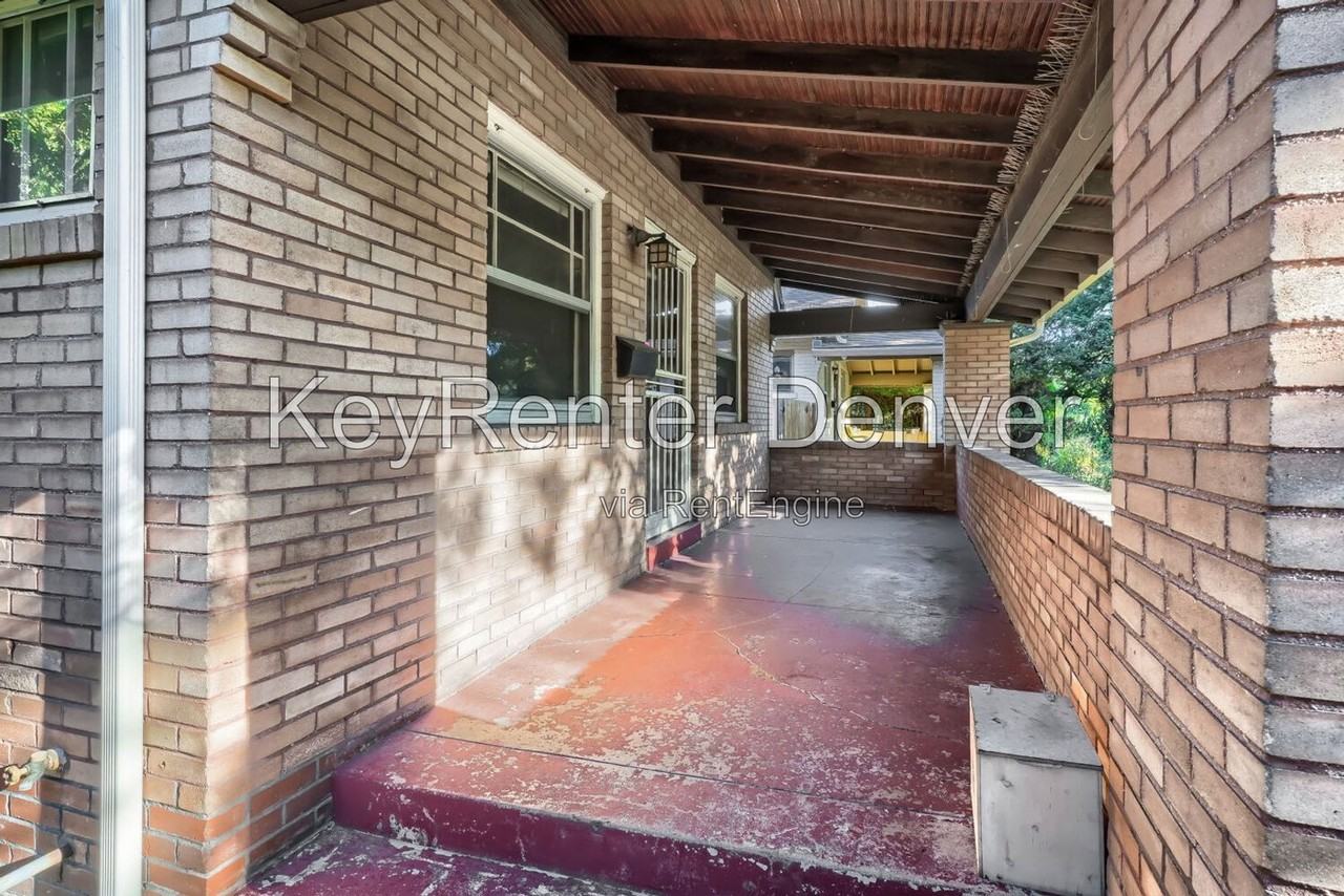 1125 S University Blvd - Photo 2 of 18