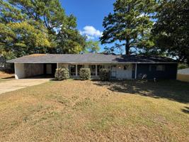 featured image of 336 Maywood Cir