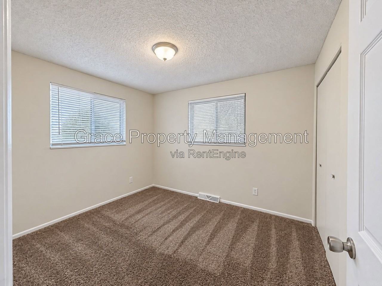 6630 Knox Ct - Photo 5 of 8