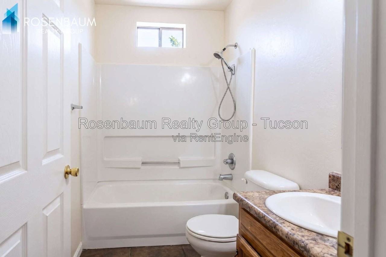 2730 N Eastgate Dr #2 - Photo 7 of 7