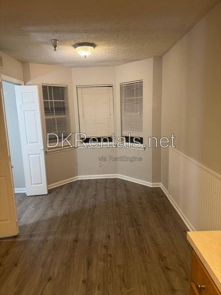 360 Lee Trl #231 - Photo 2 of 10