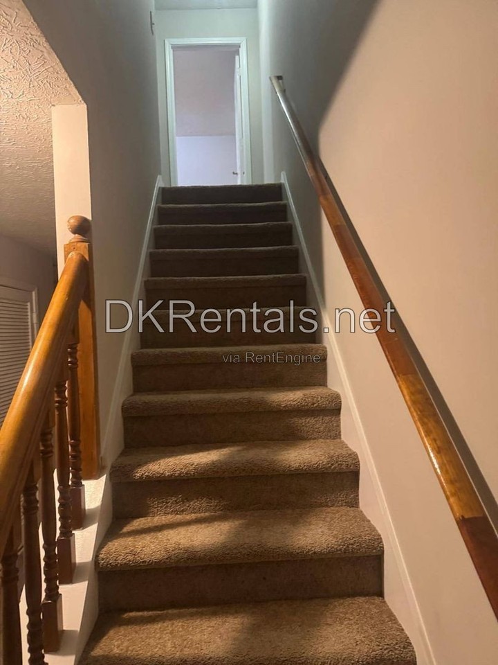 360 Lee Trl #231 - Photo 4 of 10