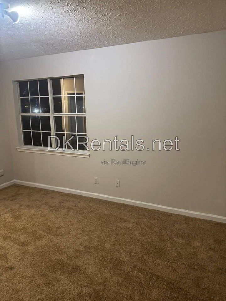 360 Lee Trl #231 - Photo 5 of 10
