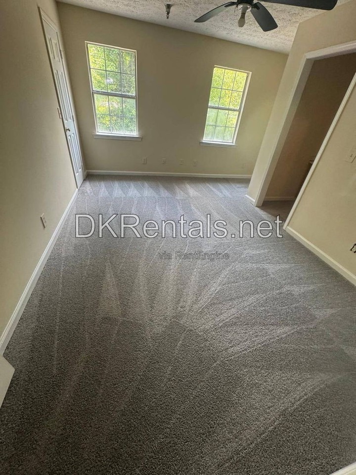 360 Lee Trl #231 - Photo 6 of 10