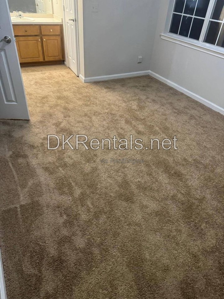 360 Lee Trl #231 - Photo 7 of 10