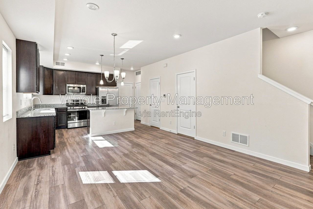 871 E 98th Ave #1401 - Photo 3 of 26