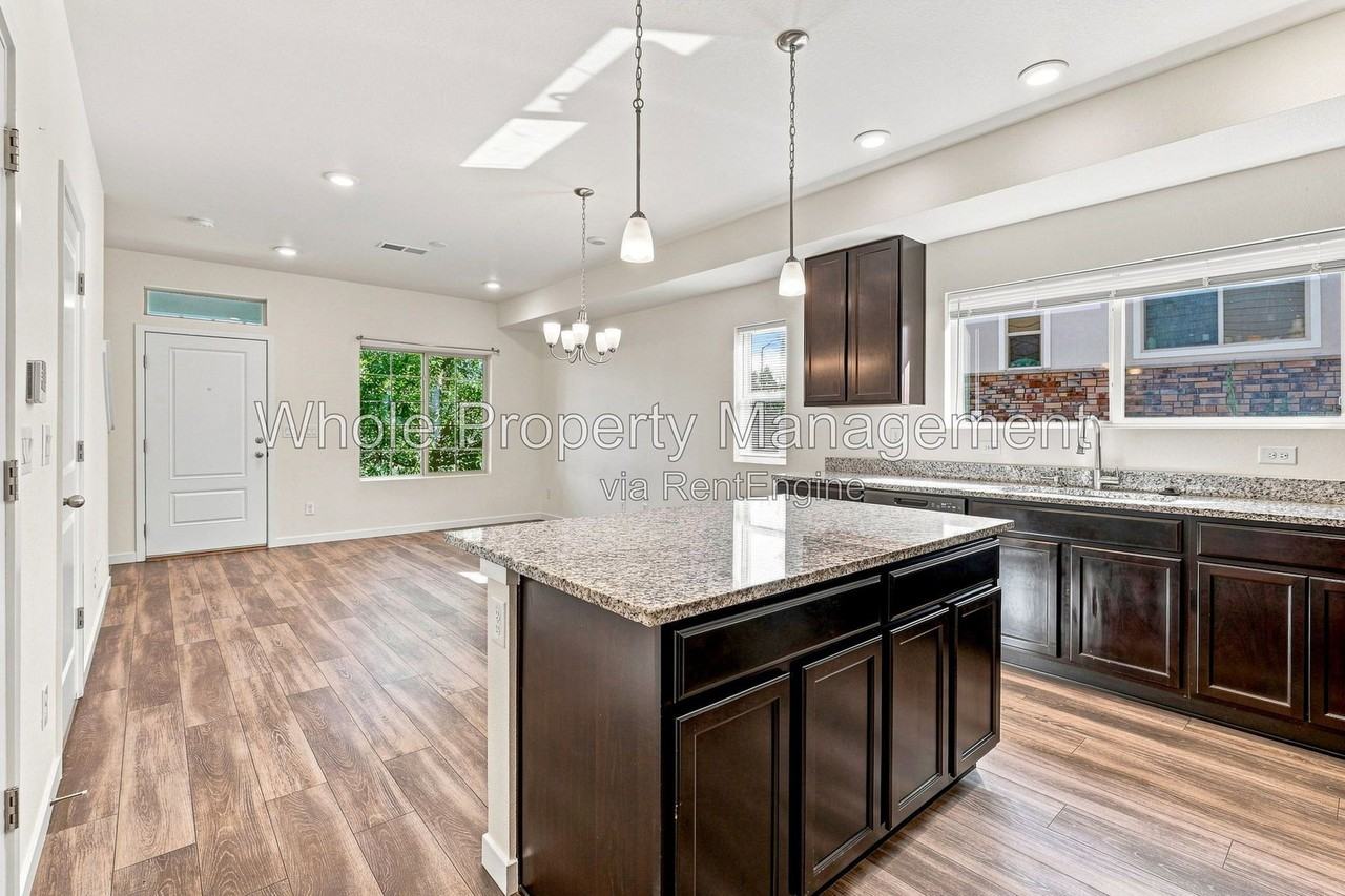 871 E 98th Ave #1401 - Photo 7 of 26