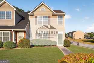 8100 Oakley Cir - Photo 1 of 1