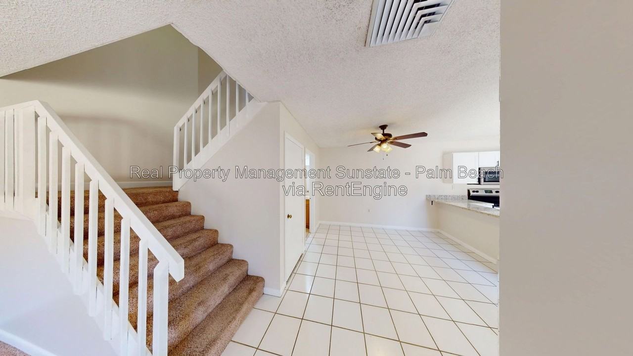 1118 11th Ct - Photo 7 of 23