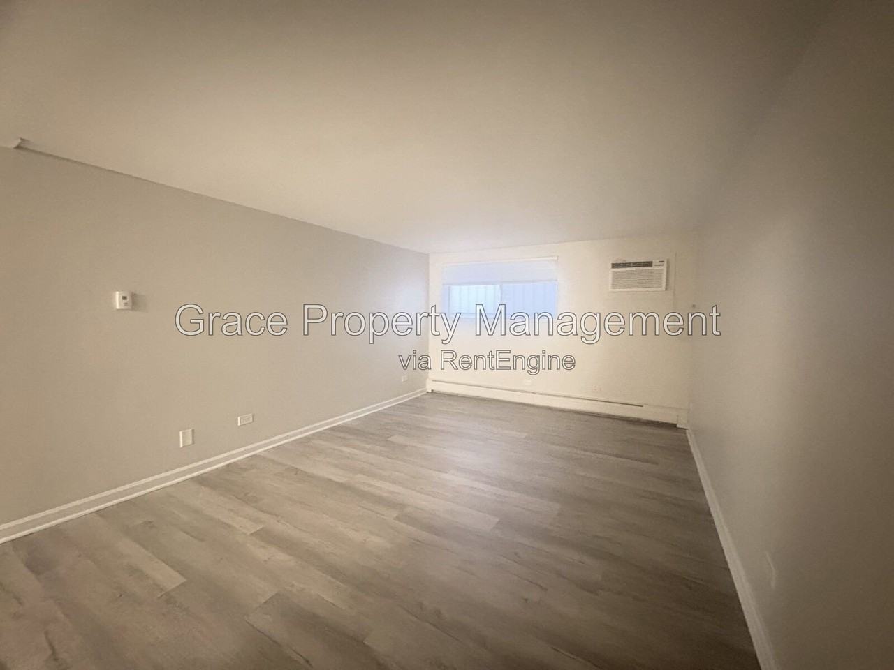 65 N Clarkson St #107 - Photo 3 of 15