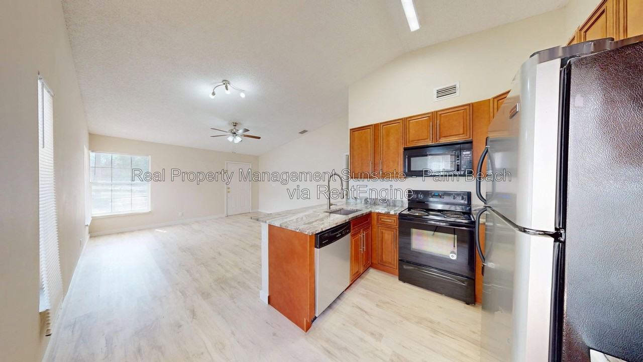 5401 Pinnacle Ln - Photo 4 of 13