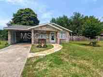 104 Charleswood Ln - Photo 1 of 1