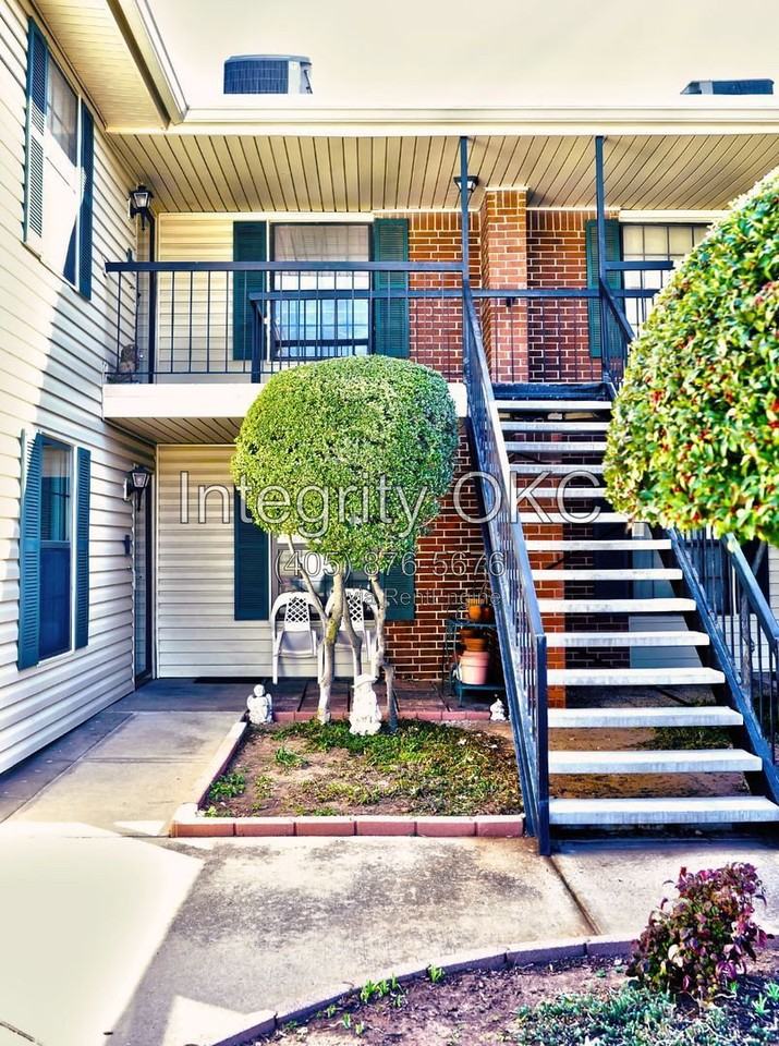 4400 Hemingway Dr #229 - Photo 2 of 50