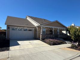featured image of 3027 Andesite Dr