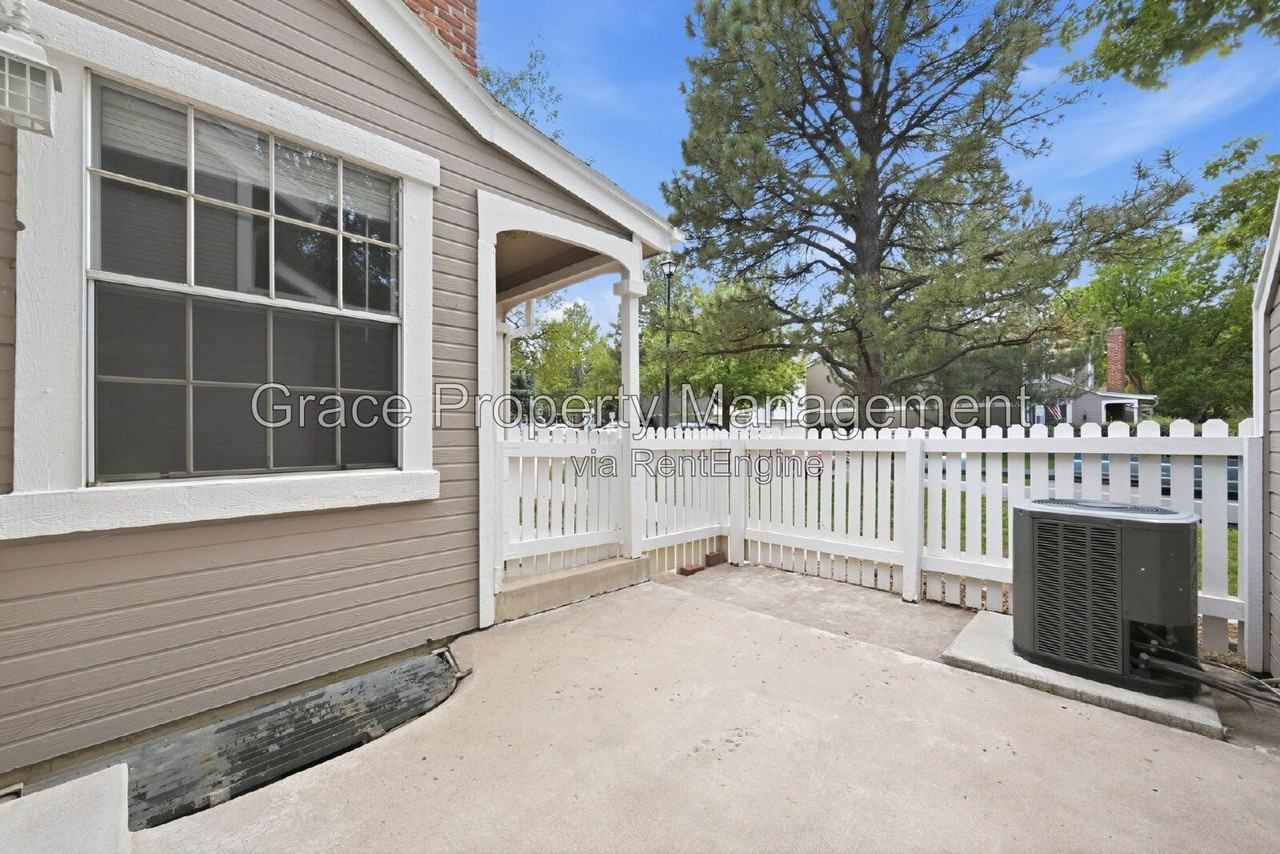 2881 W Long Dr #B - Photo 2 of 24