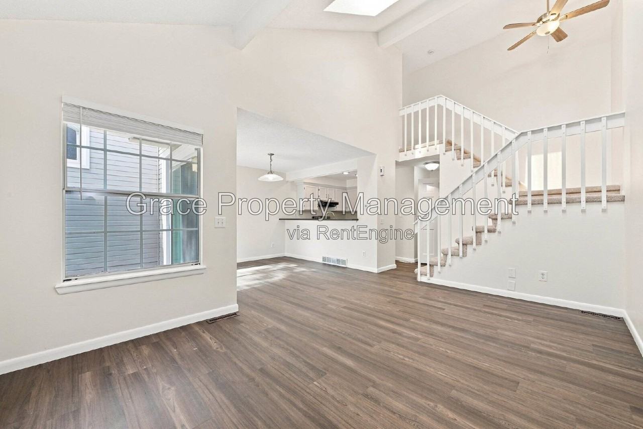 2881 W Long Dr #B - Photo 4 of 24