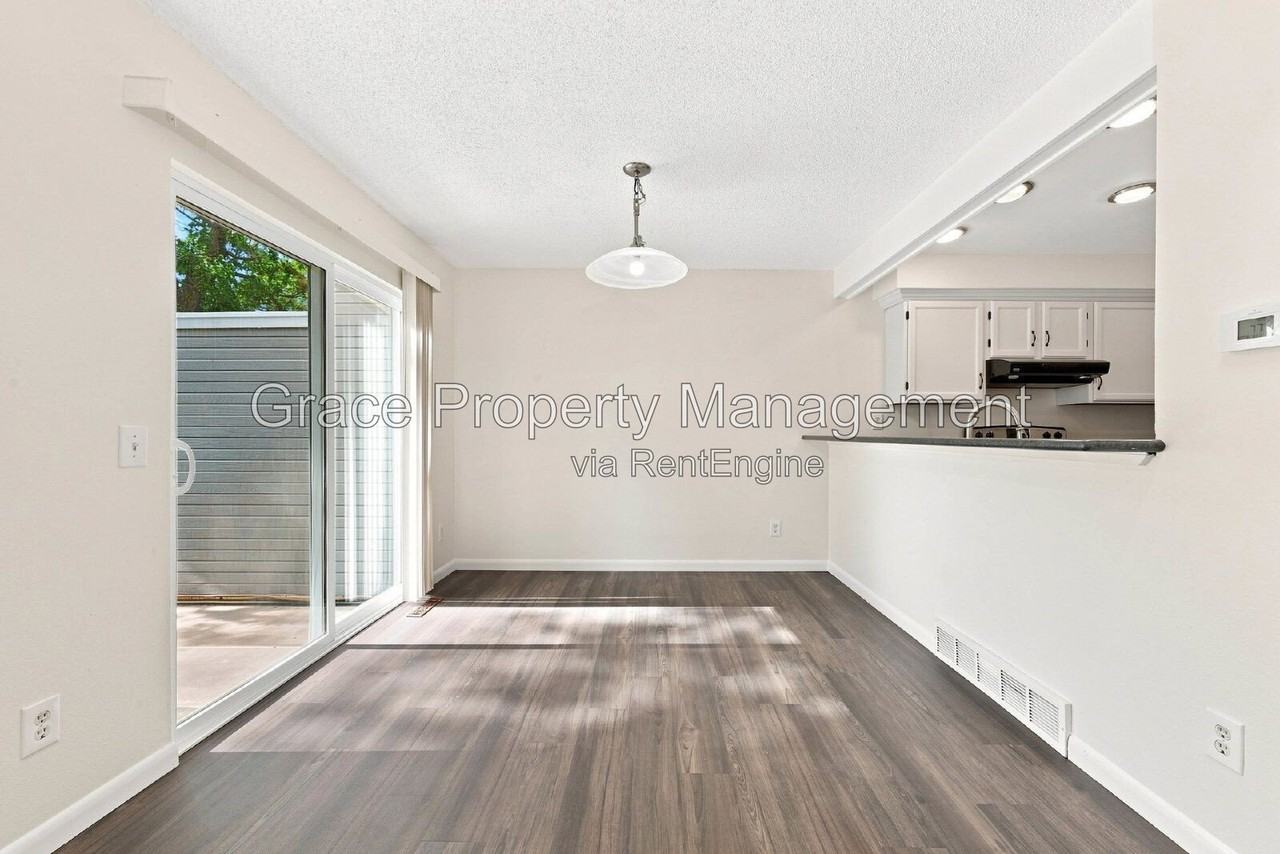 2881 W Long Dr #B - Photo 5 of 24