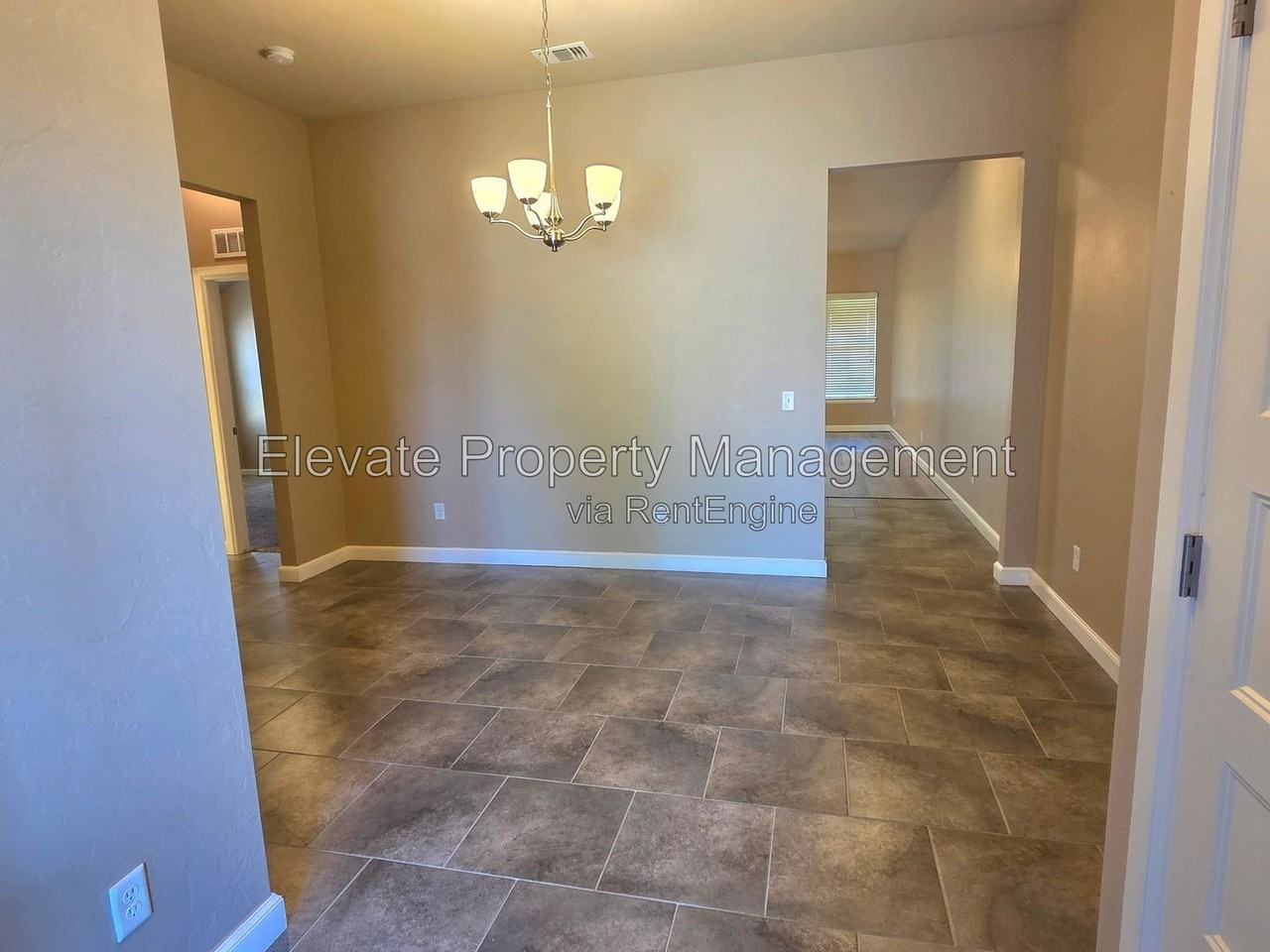 2202 Ailsa Rd - Photo 4 of 13