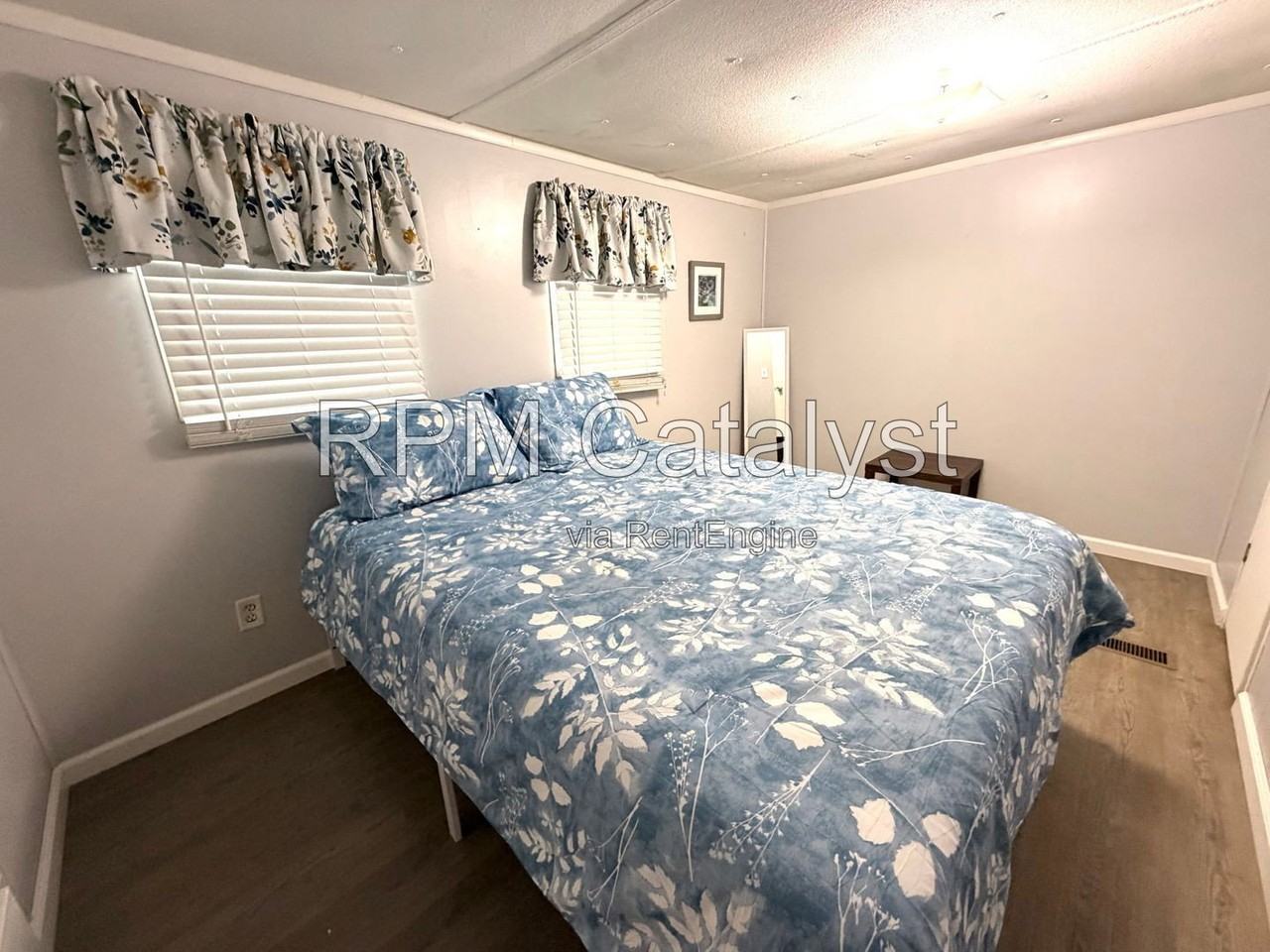 2643 Teakwood Dr - Photo 5 of 17