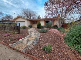 featured image of 844 Kern St