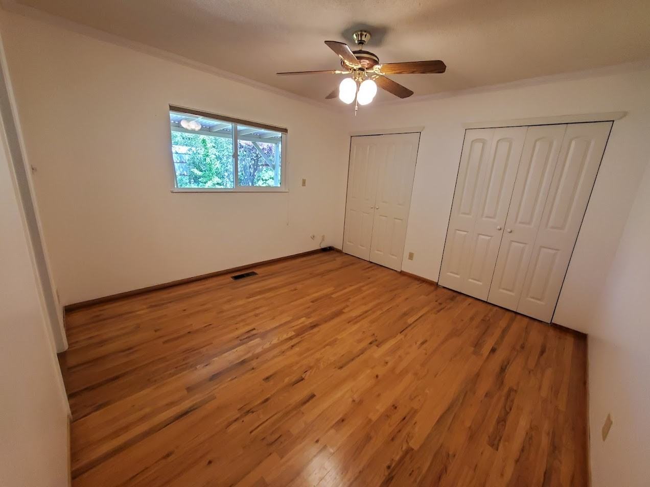 844 Kern St - Photo 3 of 19