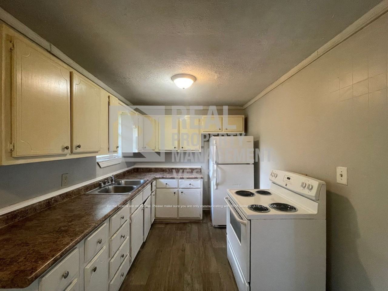 4940 Faubus Ave - Photo 4 of 13