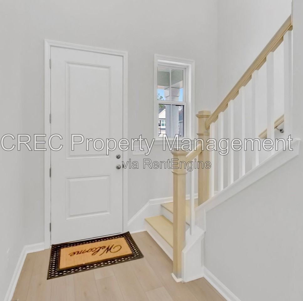 8806 Lannister Dr - Photo 5 of 34