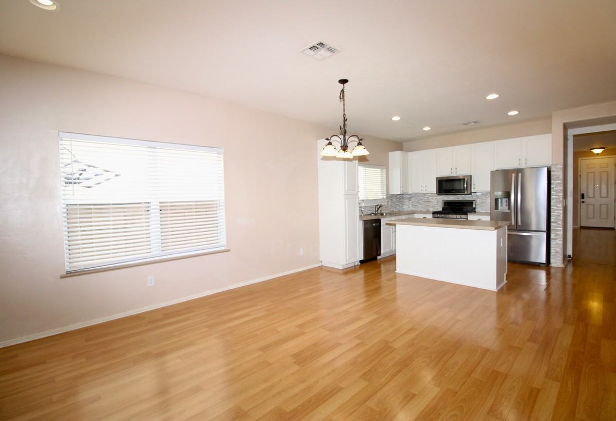 10372 E Malta St - Photo 7 of 28