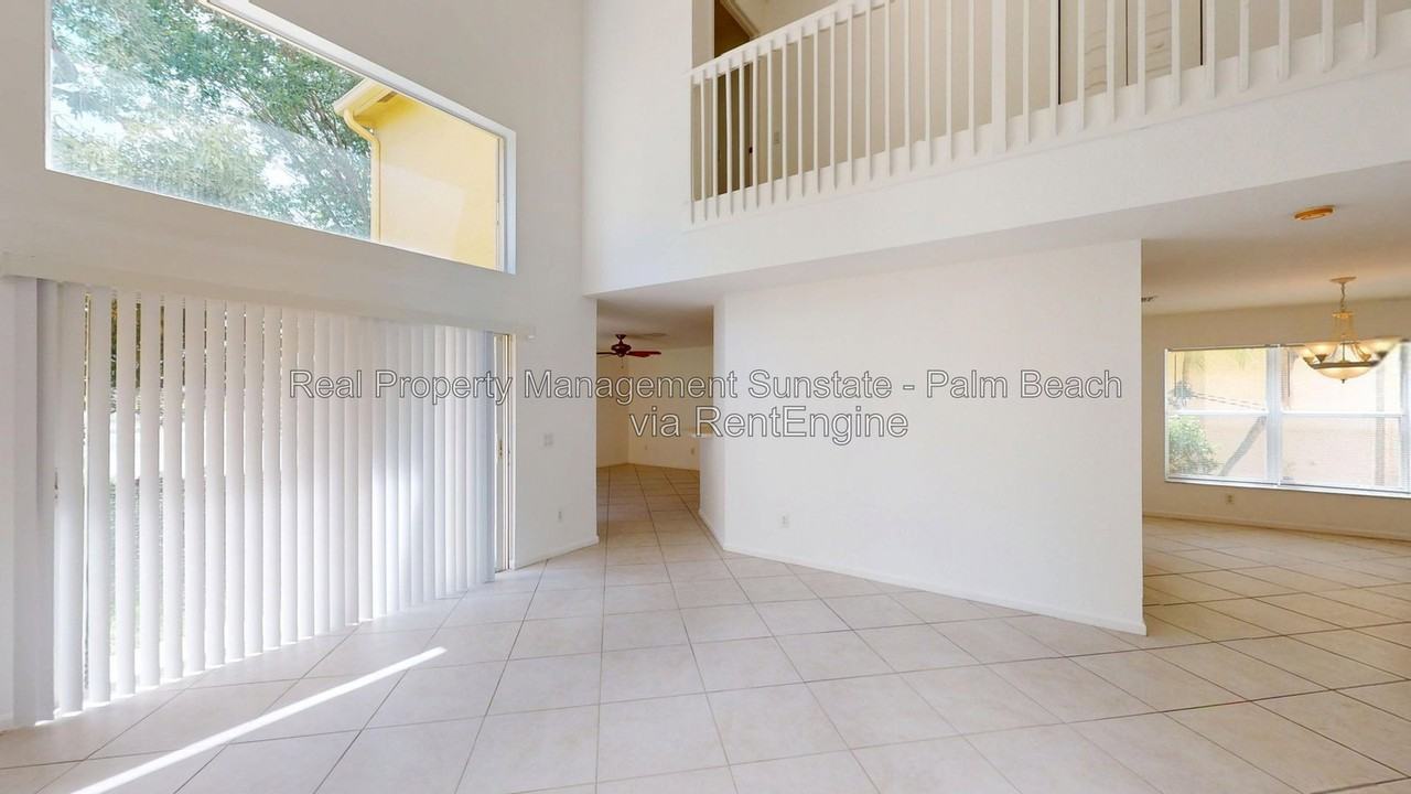 5060 Starblaze Dr - Photo 5 of 36