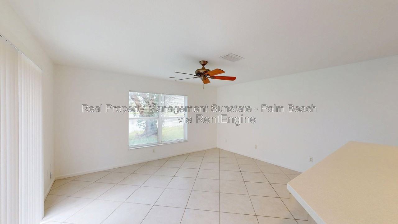 5060 Starblaze Dr - Photo 7 of 36