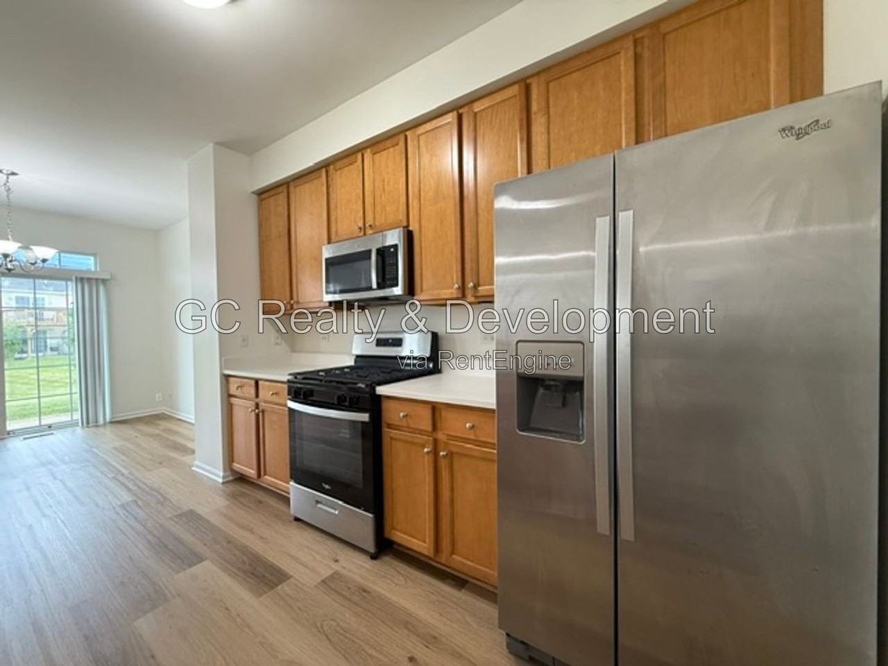 1028 Turin Dr - Photo 3 of 24