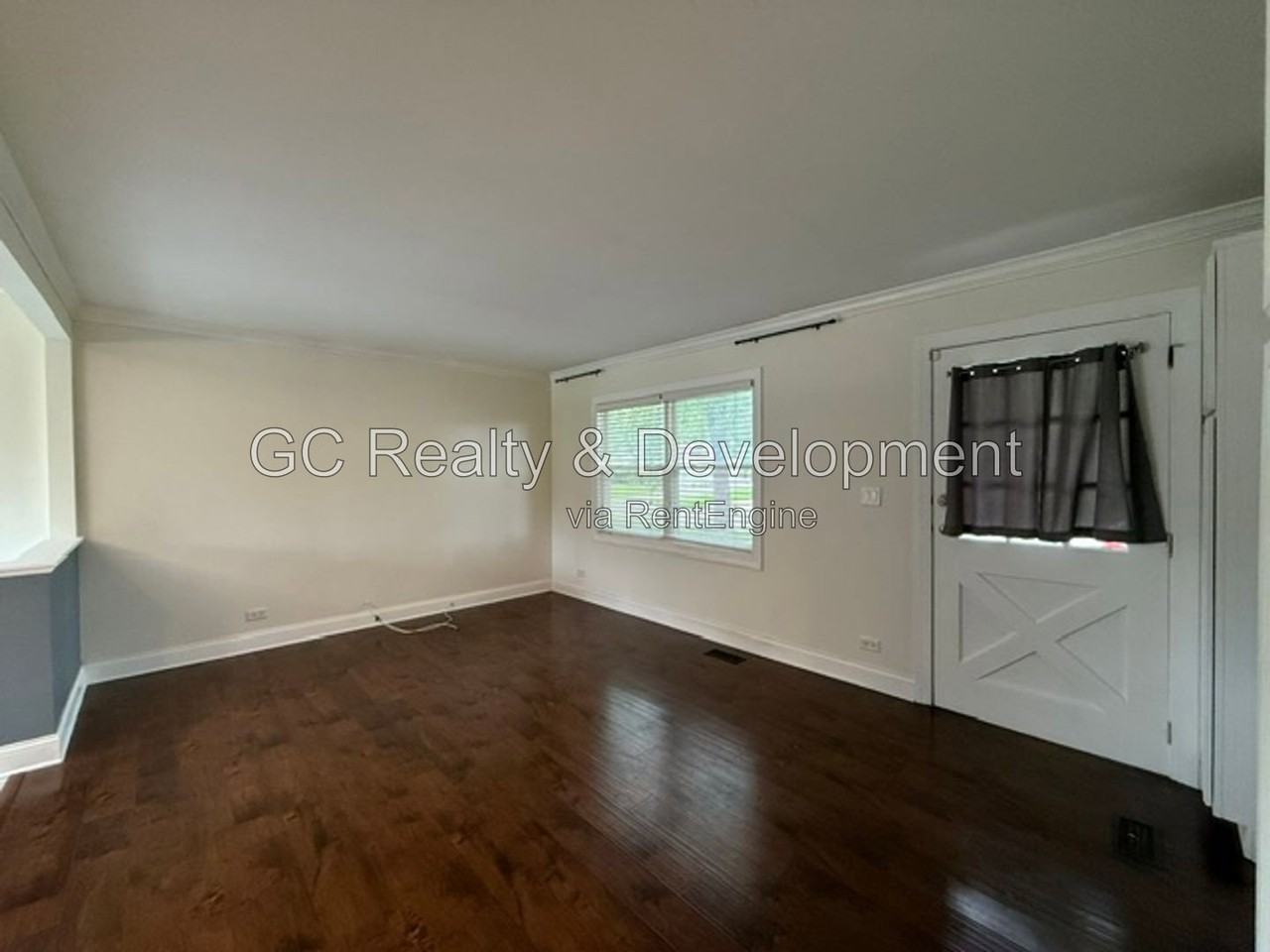 689 Laurel Ave - Photo 6 of 27
