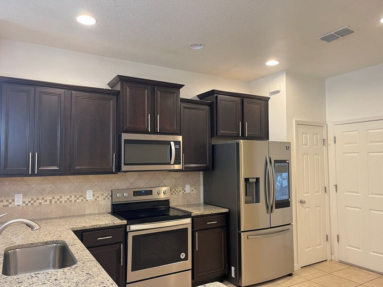 1288 Pavia Dr - Photo 4 of 27