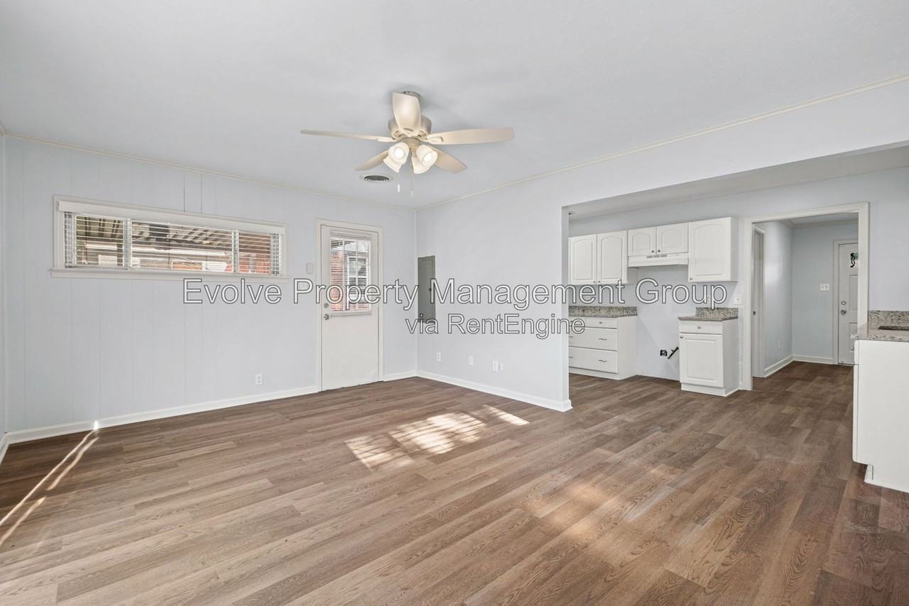 4629 Durbin Ave - Photo 5 of 16