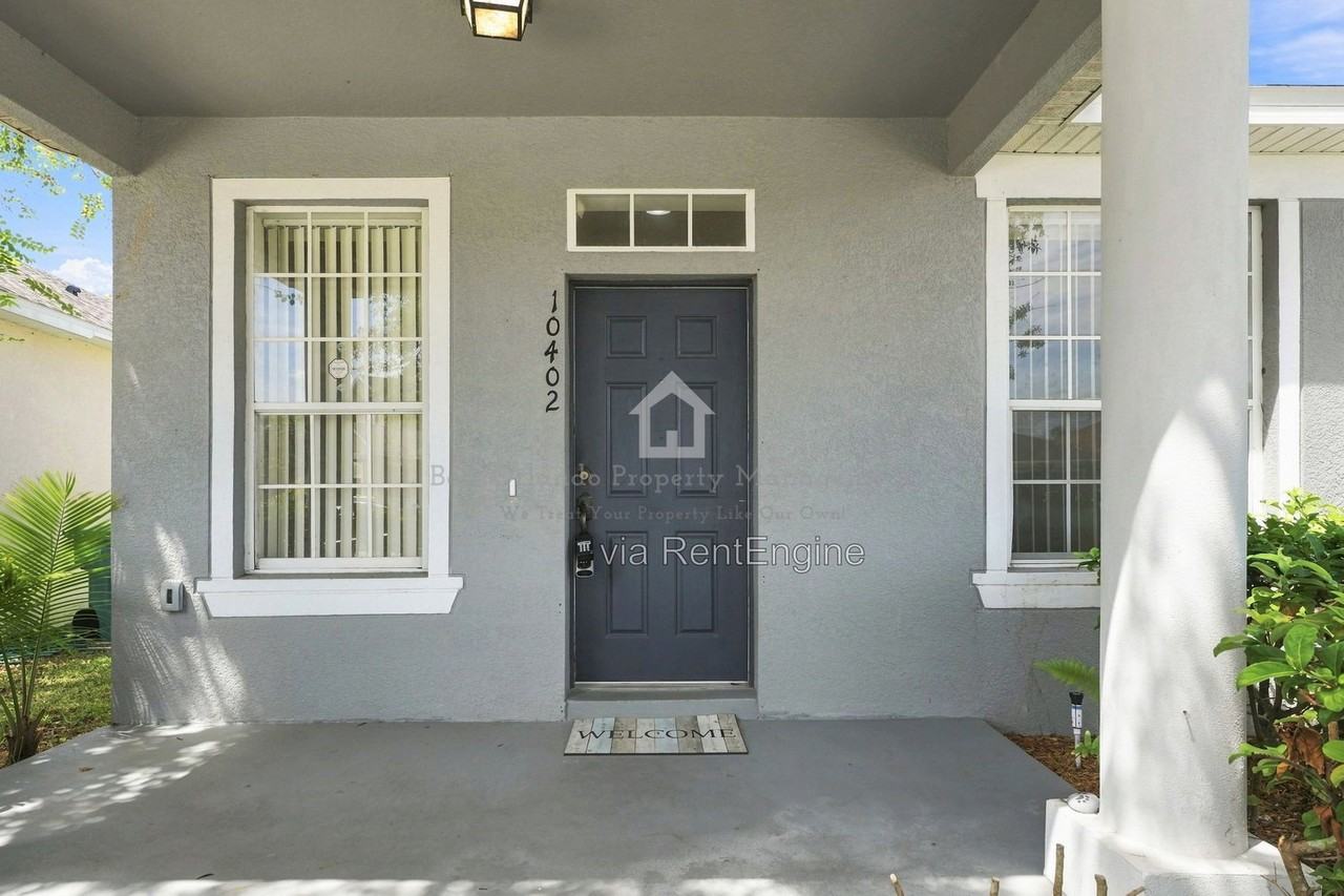 10402 Eastpark Lake Dr - Photo 4 of 44
