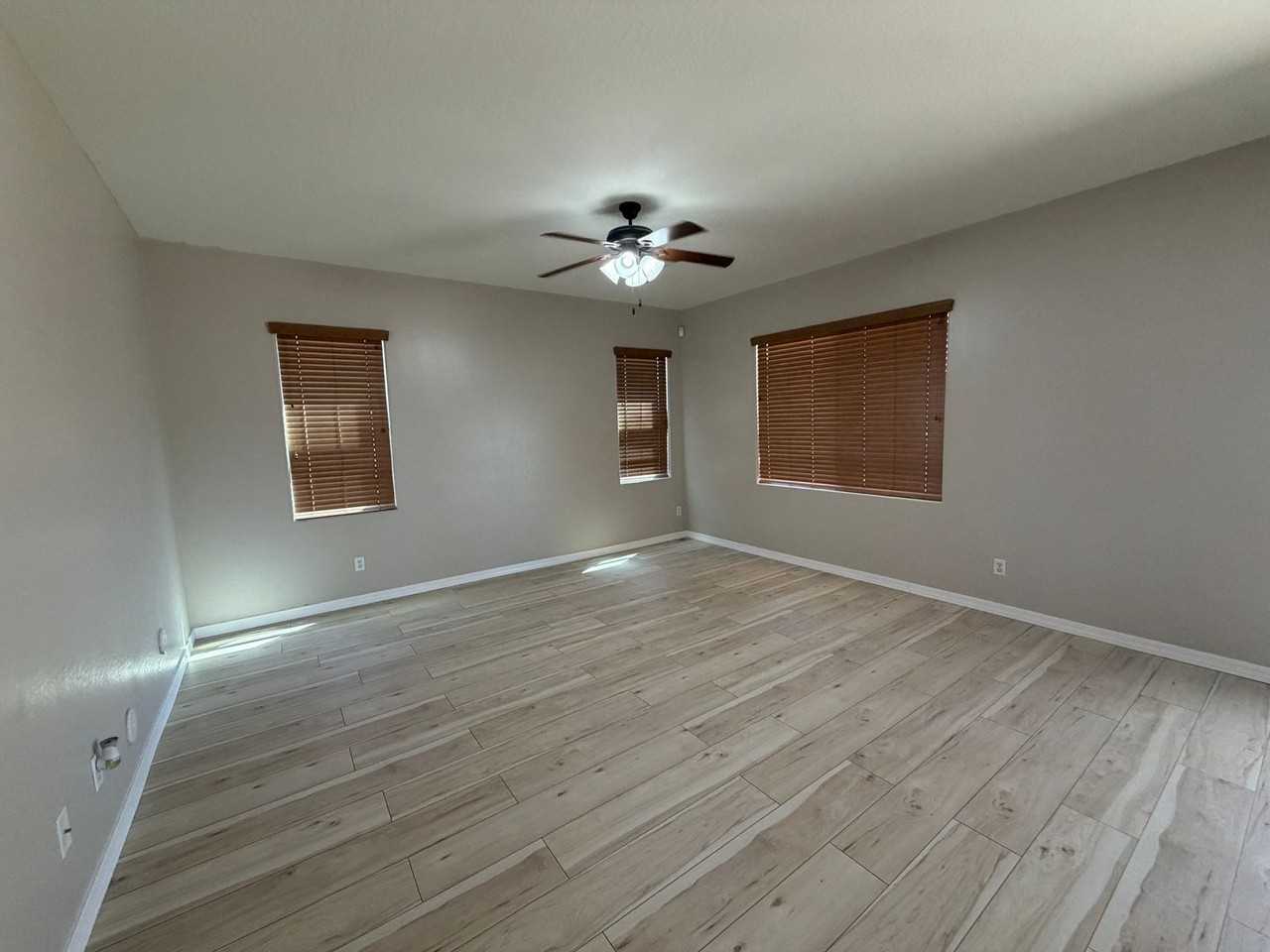 24763 W Jones Ave - Photo 5 of 27