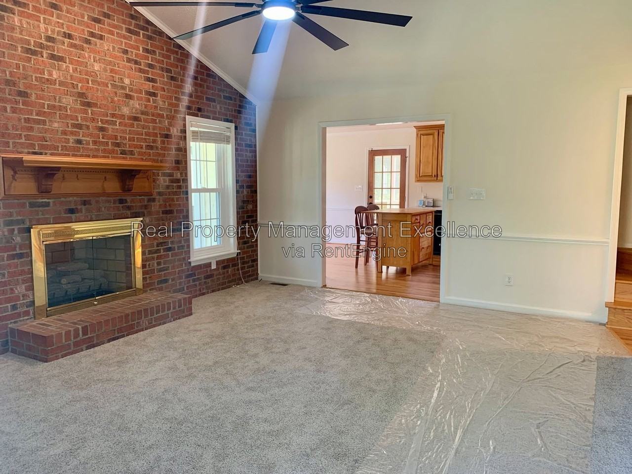 5900 Swales Way - Photo 3 of 39