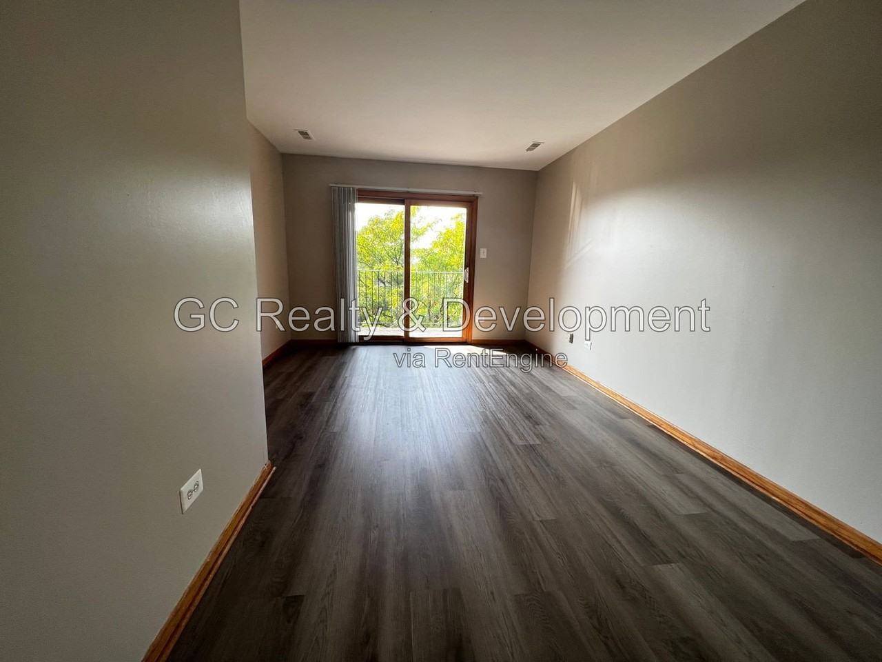 13419 S Brandon Ave #3 - Photo 3 of 18