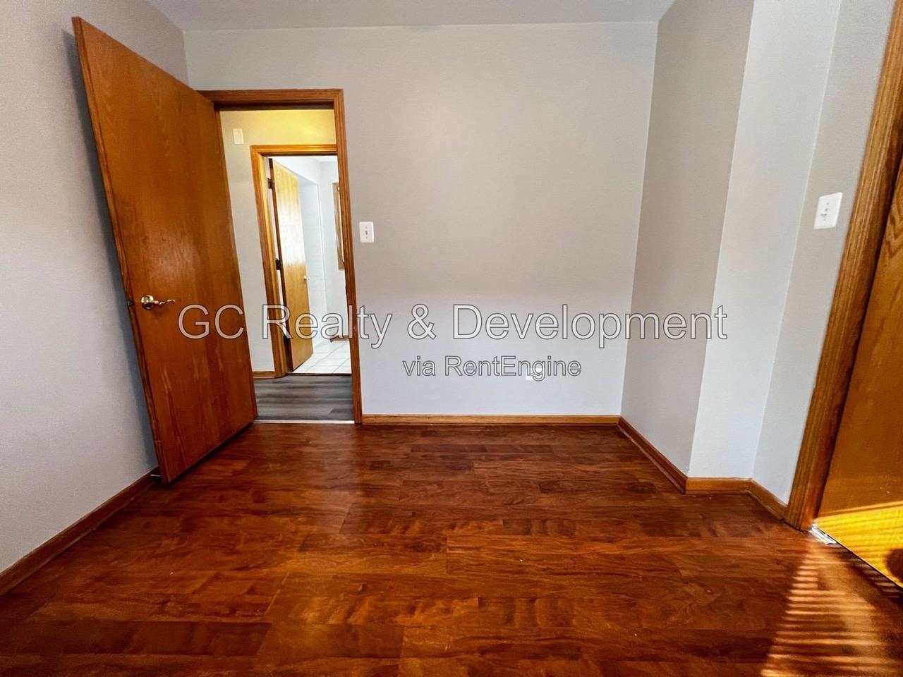 13419 S Brandon Ave #3 - Photo 6 of 18