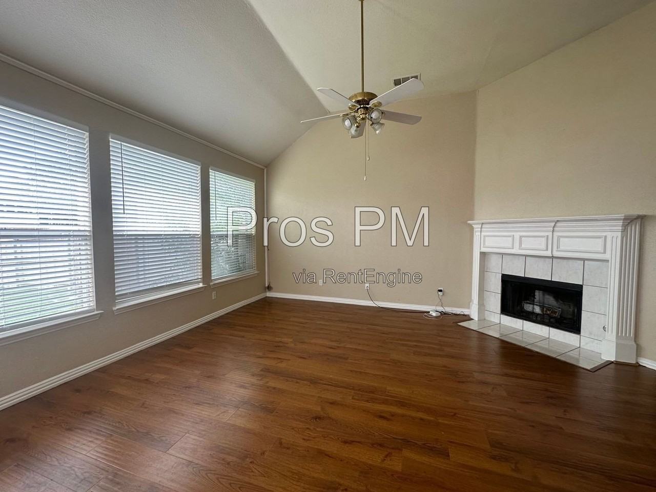 3945 Indian Oaks Ln - Photo 7 of 23