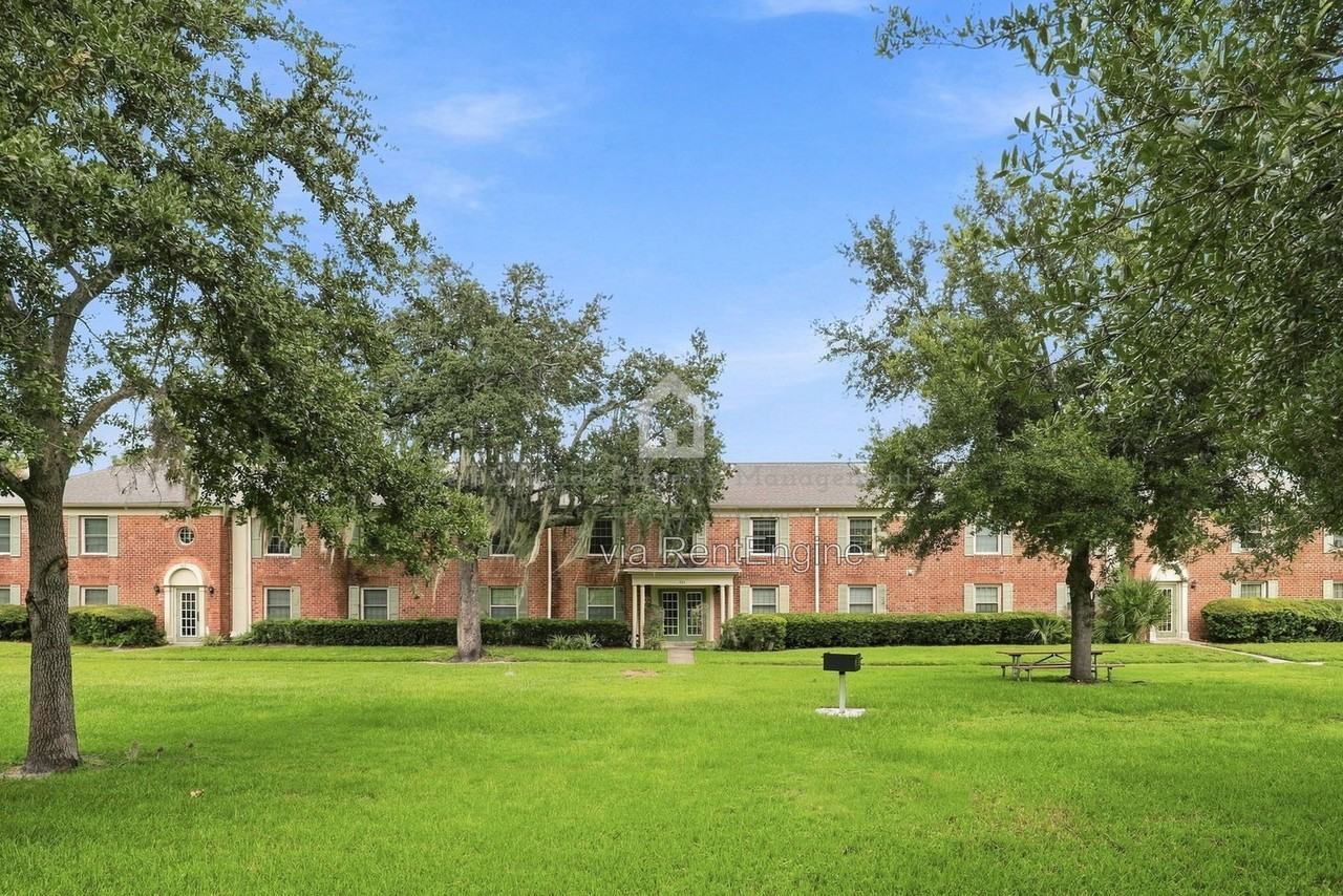 525 Georgetown Dr #D1