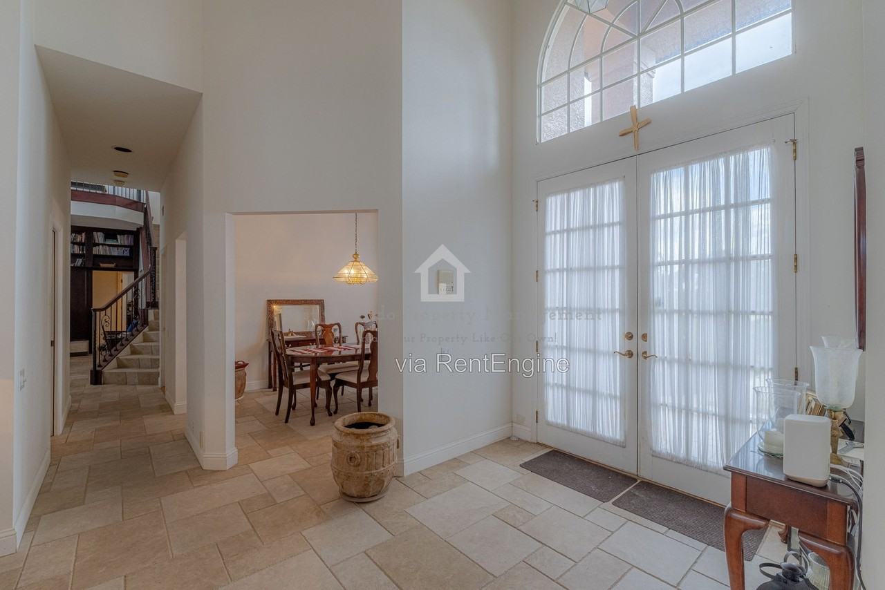 8732 Beckingham Pl - Photo 7 of 43