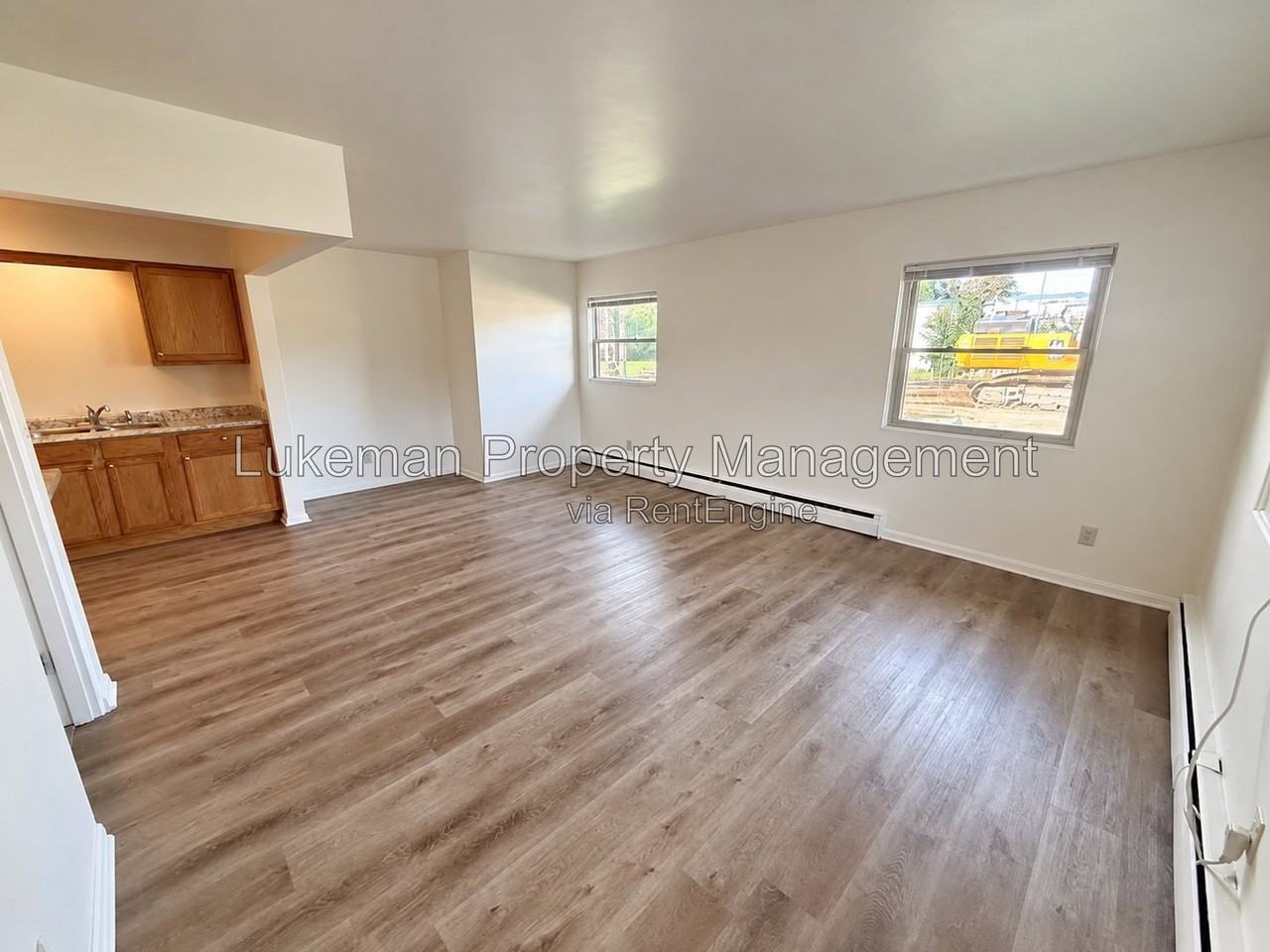 1524 Henson Ave #2 - Photo 4 of 15