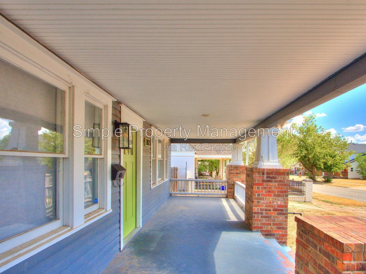 1823 Nw 11th St - Photo 2 of 25