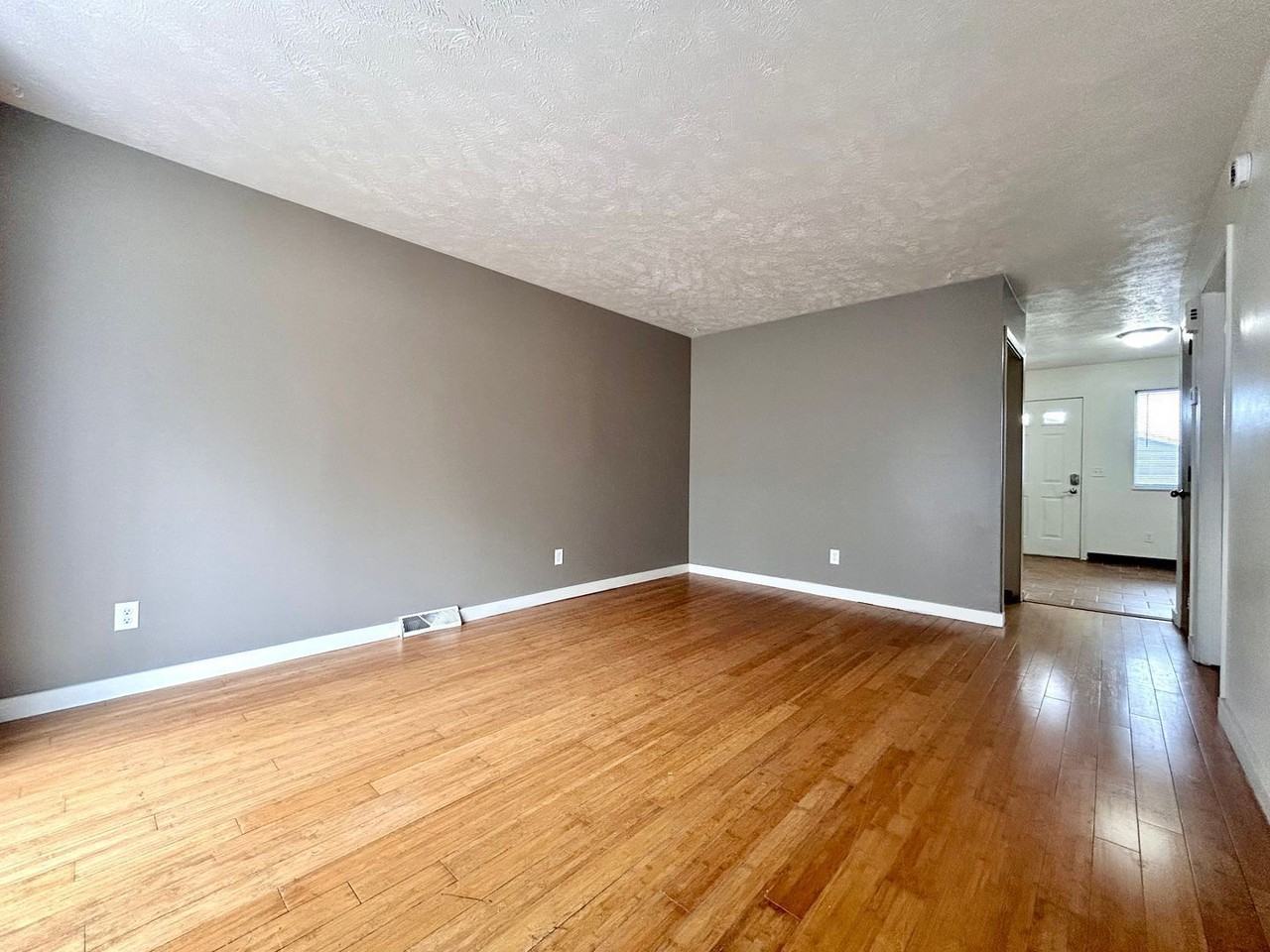 260 Carriage Ln Sw - Photo 2 of 45