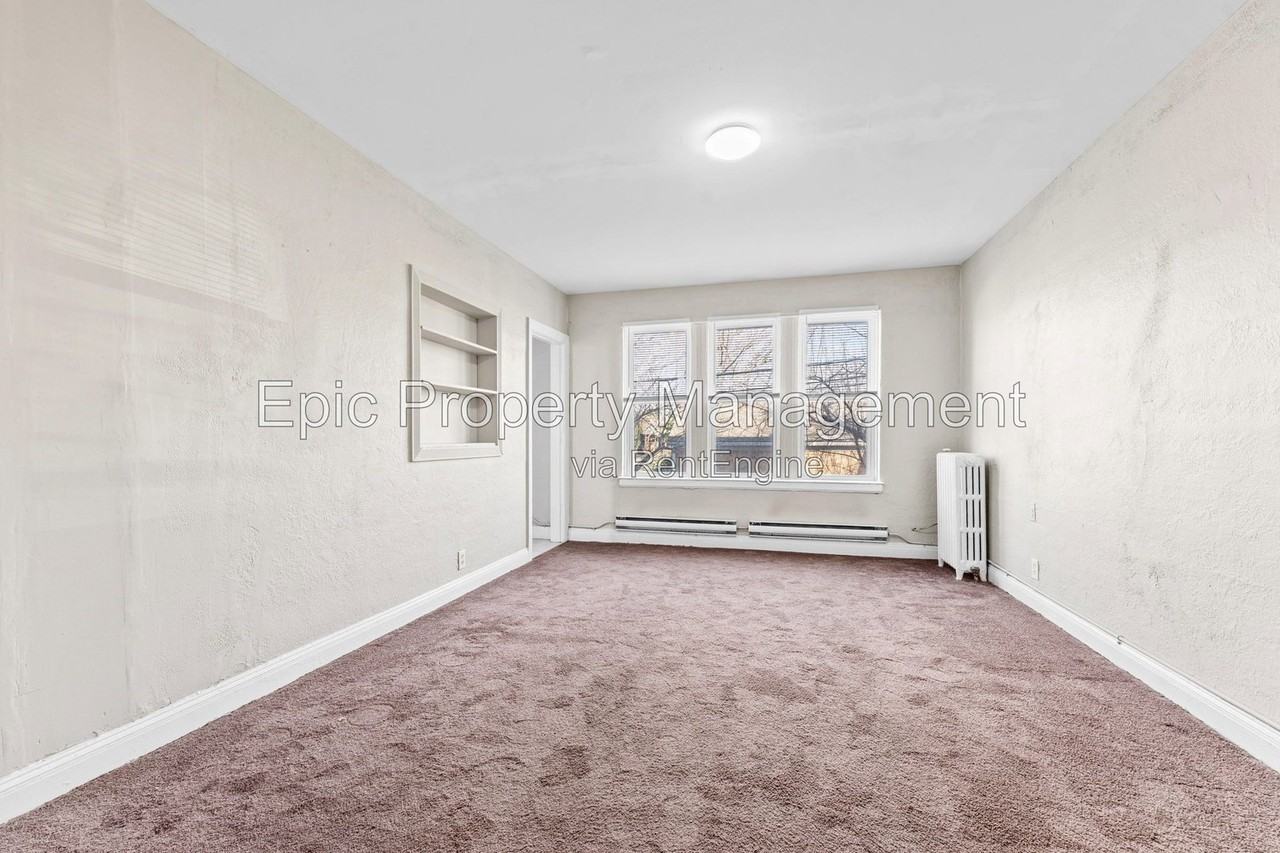 7100 Freda St #206 - Photo 6 of 10